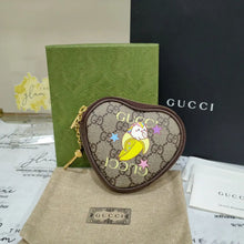 Load image into Gallery viewer, Gucci Bananya heart-shaped Coin Purse