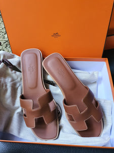 Oran Sandals (Epsom Bleu Glacier – The Glam Zone PH