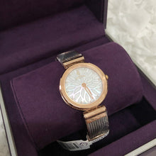 Load image into Gallery viewer, New Forever Flower 32mm Watch (Rose Gold)