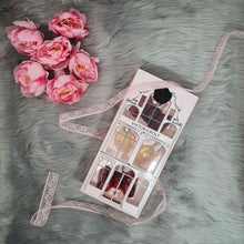 Load image into Gallery viewer, Flowerbomb Miniature Perfumes Travel Set